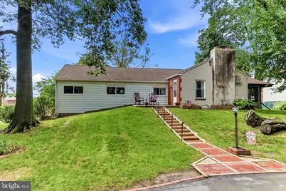 4 N Garfield Avenue, Glenolden, PA 19036 - Photo 2