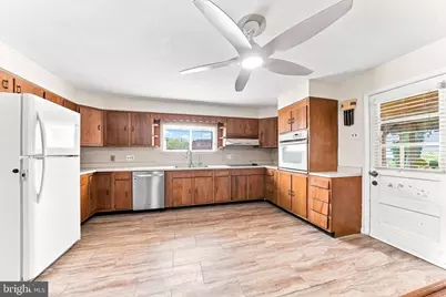 4 N Garfield Avenue, Glenolden, PA 19036 - Photo 12