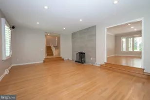 327 Strathmore Dr, Bryn Mawr, PA 19010 - Photo 6