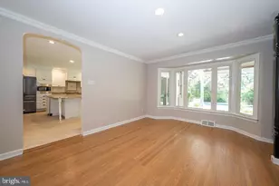 327 Strathmore Dr, Bryn Mawr, PA 19010 - Photo 10