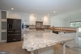 327 Strathmore Dr, Bryn Mawr, PA 19010 - Photo 12
