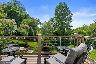 608 Lindsay Cir, Villanova, PA 19085 - Photo 12