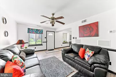 5200 Hilltop Drive #J11, Brookhaven, PA 19015 - Photo 2
