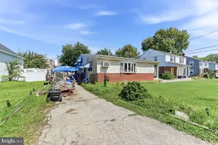 426 Folsom Ave, Folsom, PA 19033 - Photo 1