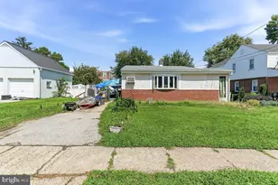 426 Folsom Ave, Folsom, PA 19033 - Photo 2