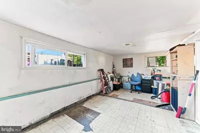 426 Folsom Avenue, Folsom, PA 19033 - Photo 18