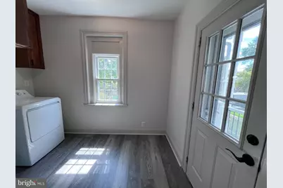 21 W Langhorne Avenue, Havertown, PA 19083 - Photo 18