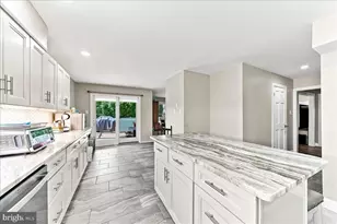 2 Paxon Cir, Broomall, PA 19008 - Photo 8