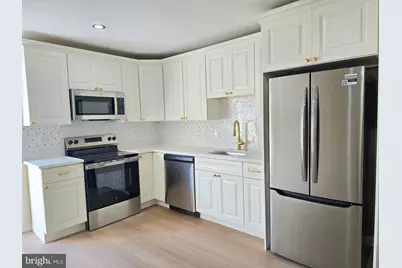 7108 Clover Lane, Upper Darby, PA 19082 - Photo 4