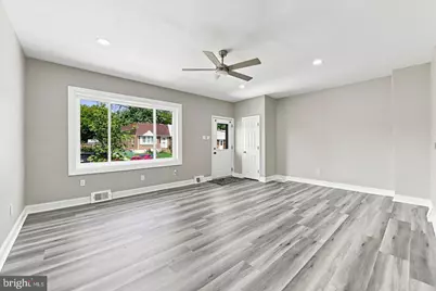 105 Fronefield Avenue, Marcus Hook, PA 19061 - Photo 4