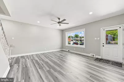 105 Fronefield Avenue, Marcus Hook, PA 19061 - Photo 6