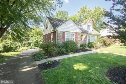 102 N Drexel Avenue, Havertown, PA 19083 - Photo 2