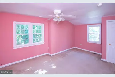 102 N Drexel Avenue, Havertown, PA 19083 - Photo 22
