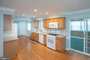 102 N Drexel Ave, Havertown, PA 19083 - Photo 8