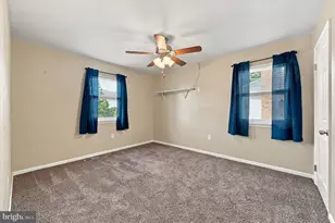 2309 Ferncroft Cir, Upper Chichester, PA 19061 - Photo 18