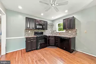 2309 Ferncroft Cir, Upper Chichester, PA 19061 - Photo 12
