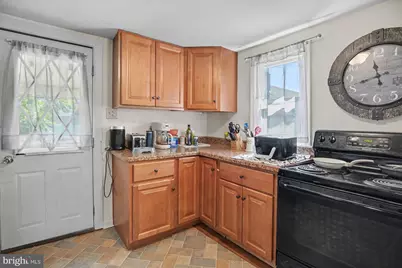 935 Hillside Avenue, Upper Chichester, PA 19061 - Photo 4