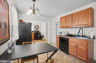 935 Hillside Ave, Upper Chichester, PA 19061 - Photo 6