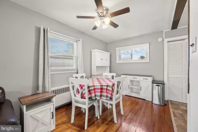 907 Brook Avenue, Secane, PA 19018 - Photo 6