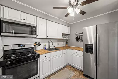 907 Brook Avenue, Secane, PA 19018 - Photo 8