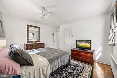 907 Brook Avenue, Secane, PA 19018 - Photo 12