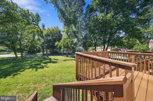 2805 Crestline Ct, Glen Mills, PA 19342 - Photo 2