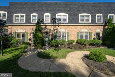 207 Bloomingdale Avenue #8B, Wayne, PA 19087 - Photo 1