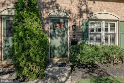 207 Bloomingdale Avenue #8B, Wayne, PA 19087 - Photo 2