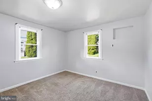 906 Kingsman Rd, Upper Chichester, PA 19061 - Photo 12