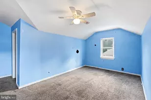 906 Kingsman Rd, Upper Chichester, PA 19061 - Photo 18