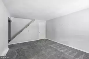 906 Kingsman Rd, Upper Chichester, PA 19061 - Photo 6