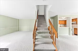 2207 Aspen Cir, Springfield, PA 19064 - Photo 8