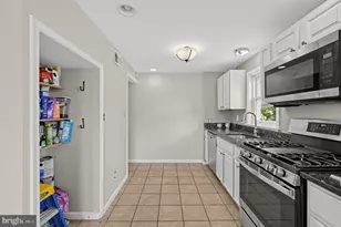 2739 Springhill Rd, Secane, PA 19018 - Photo 14