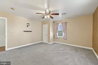 200 Price Avenue, Holmes, PA 19043 - Photo 10