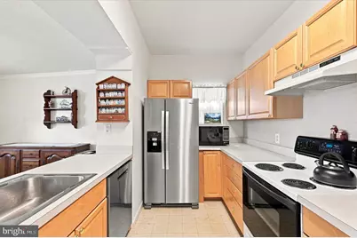 35 E Turnbull Avenue, Havertown, PA 19083 - Photo 6
