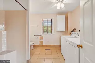 525 Achille Rd, Havertown, PA 19083 - Photo 12