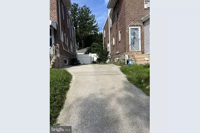 7 W Cooke Avenue, Glenolden, PA 19036 - Photo 12
