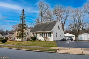 1357 Valley Rd, Woodlyn, PA 19094 - Photo 2