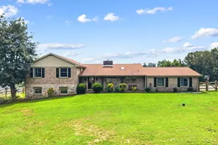 140 Governor Markham Dr, Glen Mills, PA 19342 - Photo 2