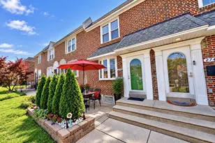 272 Westbrook Dr, Clifton Heights, PA 19018 - Photo 2