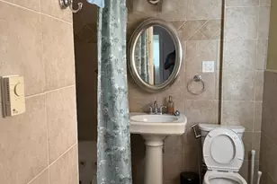 635 Lukens Ave, Upper Darby, PA 19082 - Photo 18