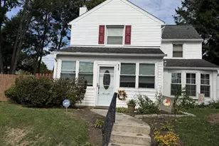 635 Lukens Ave, Upper Darby, PA 19082 - Photo 2