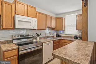 230 Greenwood Rd, Sharon Hill, PA 19079 - Photo 8