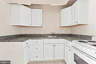 100 E Glenolden Ave T-9 Ave, Glenolden, PA 19036 - Photo 6