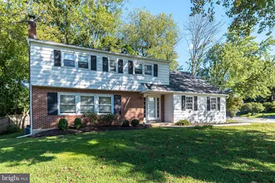 614 W Brookhaven Road, Wallingford, PA 19086 - Photo 2