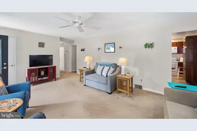 1039 11th Avenue, Folsom, PA 19033 - Photo 6