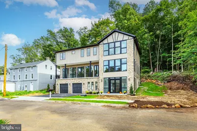 810 Maple Lane, Aston, PA 19014 - Photo 2