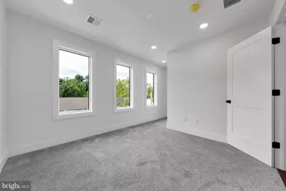 810 Maple Lane, Aston, PA 19014 - Photo 32