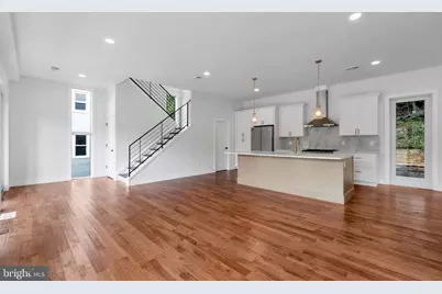 810 Maple Lane, Aston, PA 19014 - Photo 22