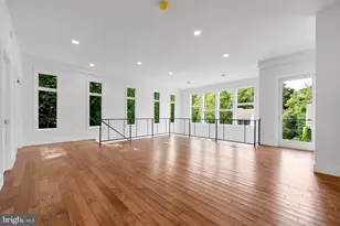 810 Maple Ln, Aston, PA 19014 - Photo 12